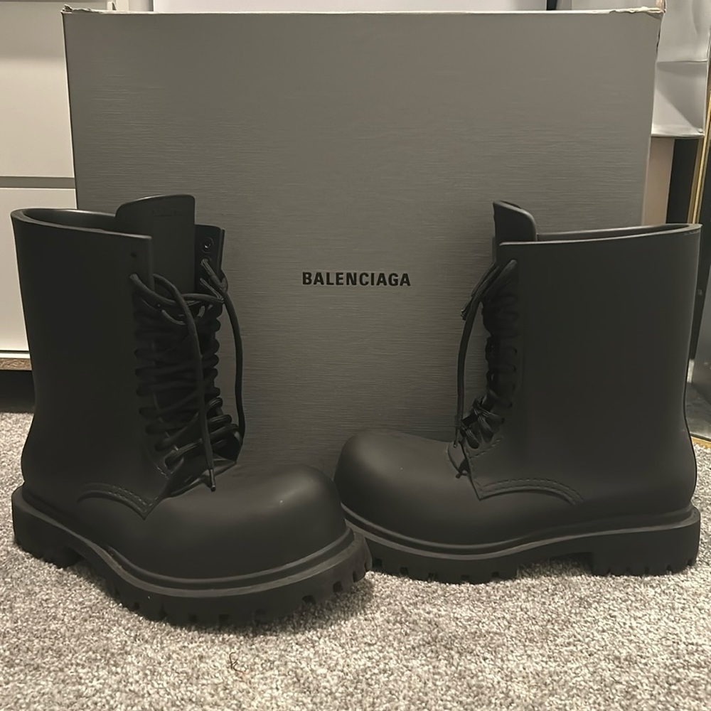 Balenciaga steroid boots